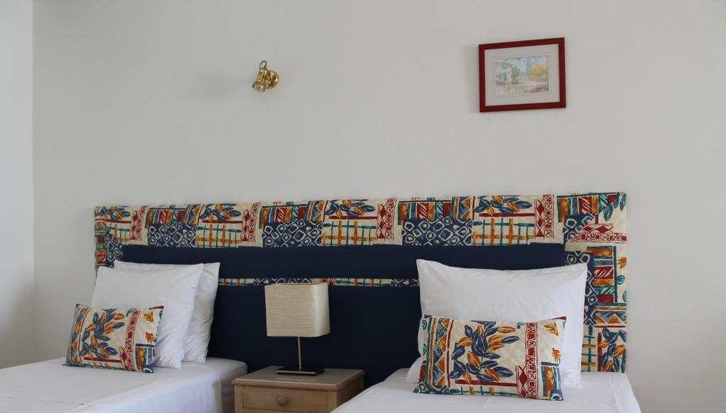 Canavial Garden (Adults Only) لاغوس الغرفة الصورة